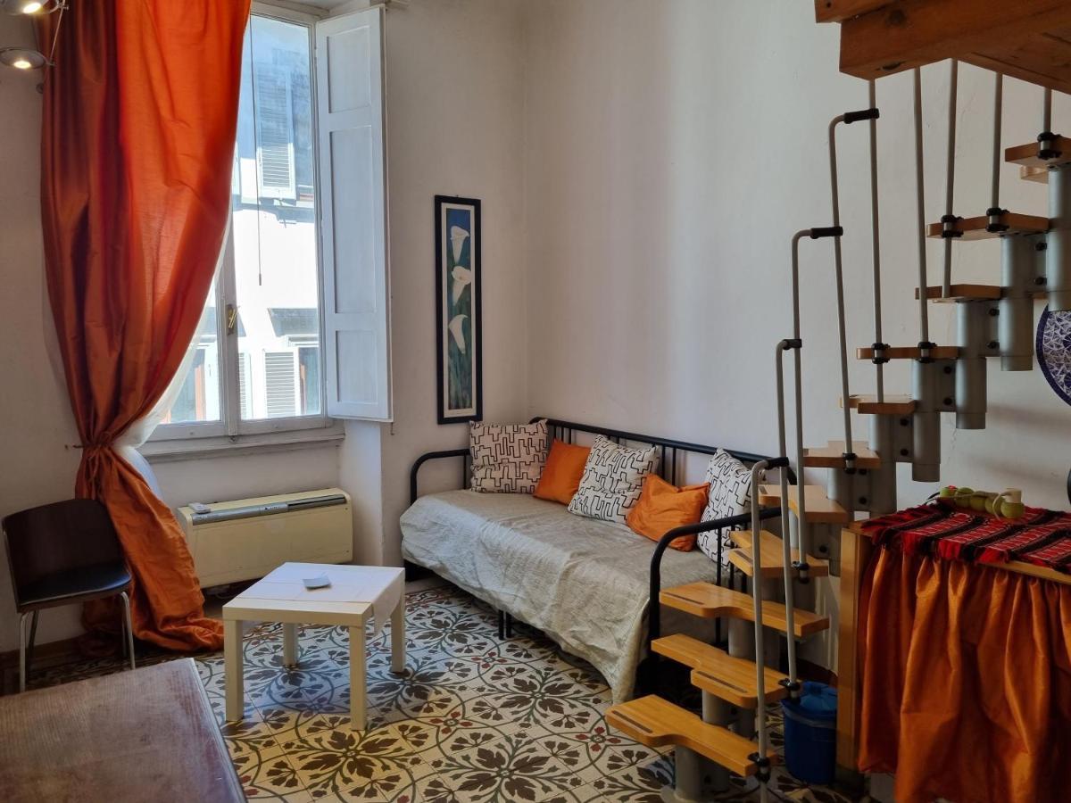 La Sede Dell'Arte Monolocale Studio E Camere In Torre Medievale Vicino A Duomo E Piazza Signoria Florencia Exterior foto