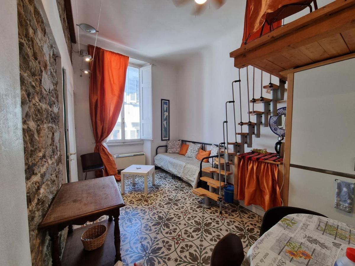 La Sede Dell'Arte Monolocale Studio E Camere In Torre Medievale Vicino A Duomo E Piazza Signoria Florencia Exterior foto